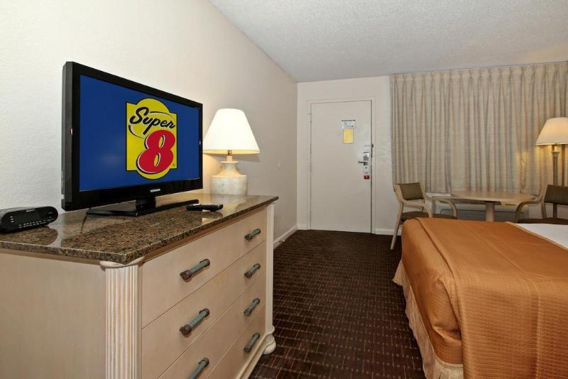 Super 8 By Wyndham Kissimmee/Maingate/Orlando Area Hotel Exterior foto